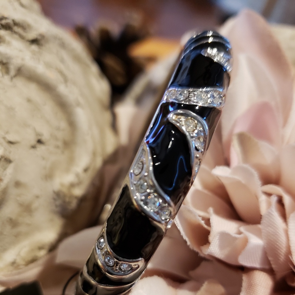 Crystal Enamel Hinged Bangle Bracelet